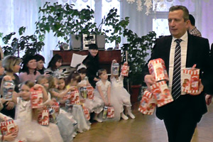 Дошкольники получили подарки от народного депутата Украины Константина Жеваго