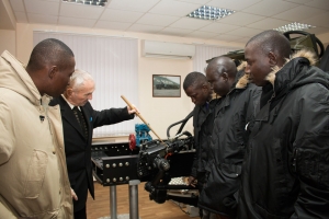 “KrAZ” Conducts Training for Senegalese Mechanics