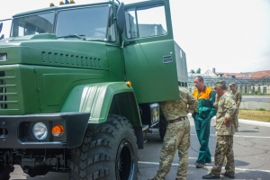 Volunteer Recruits of the Armed Forces of Ukraine Learn to Drive at KrAZ