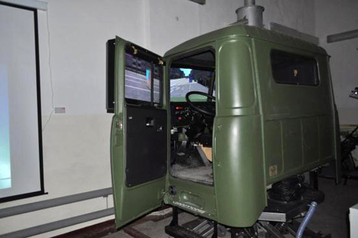Ukrainian Military Students Learn to Drive on KrAZ Simulator