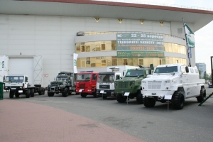 KrAZ Trucks Given High Mark at Weapons Exhibition in Kiev