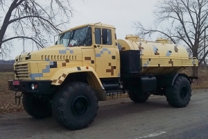 Автоцистерна КрАЗ-5233ВЕ доповнила лінійку військової спецтехніки