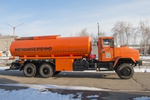 Новый мощный 20-кубовый топливозаправщик расширил  линейку спецтехники КрАЗ