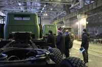 На «АвтоКрАЗе» иностранные заказчики инспектировали автомобили