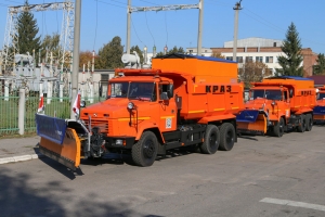 КДМ на базі КрАЗ-65055 допоможуть регіональним підрозділам Укравтодору утримувати автомагістралі в належному стані