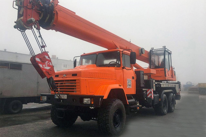 32-тонный автокран КС-55729 на базе КрАЗ-6322 будет работать в АО «Полтаваоблэнерго»